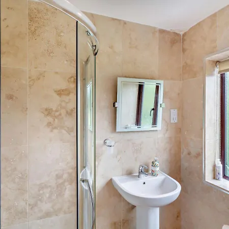 Woodside - * Grewelthorpe